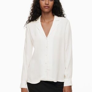 Aritzia Wilfred Tulum Button Down Blouse in Light Birch Size Large